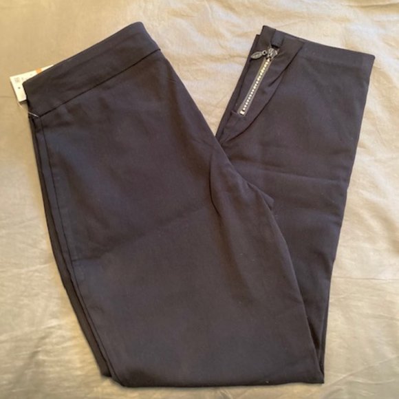 Black Stretch Ankle Pant - NWT - Picture 2 of 16